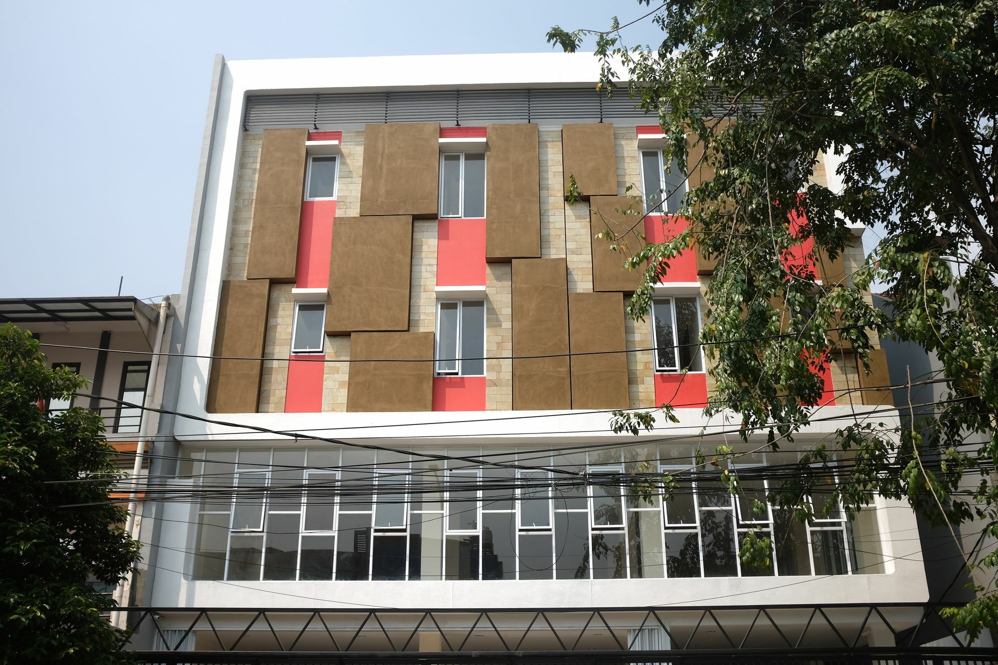 Hotel Reddoorz Plus Near Mall Ciputra Jakarta Exterior foto